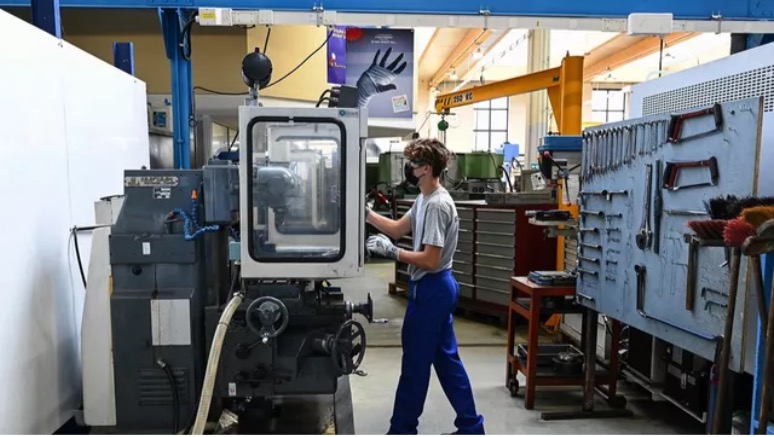 Les écoles de production, cheville ouvrière de la réindustrialisation